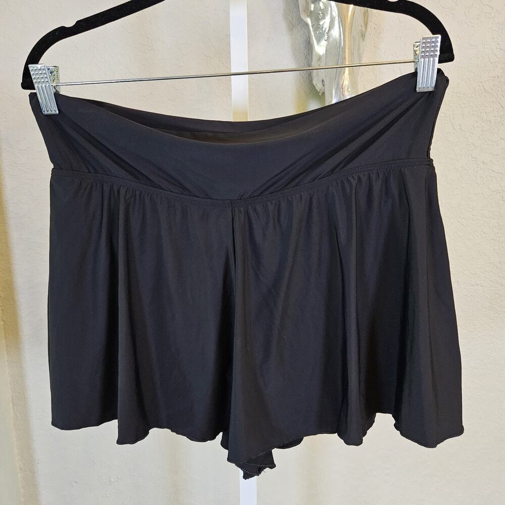 Athena Flirty Short Black NWT Size 8 Made in USA 86% Micro Nylon Retail $64